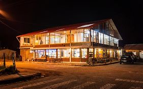 Ilinizas Mountain Lodge